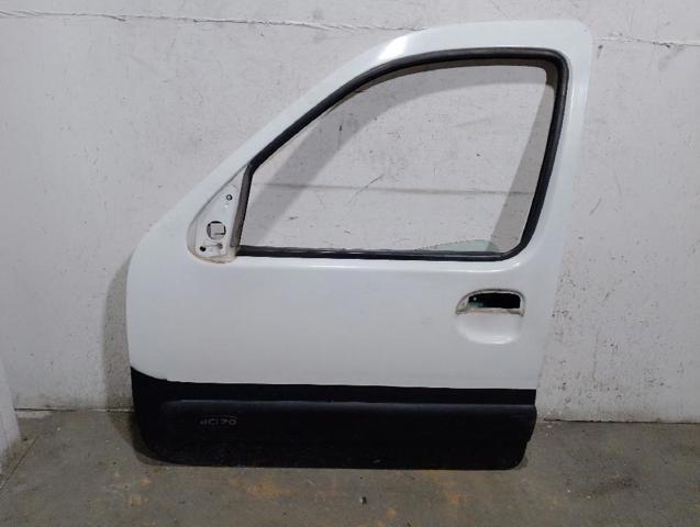 Porta dianteira esquerda 7751472432 Renault (RVI)