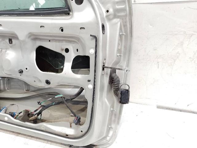 RENAULT 7751472437 Дверь передняя левая в наличии Николаев