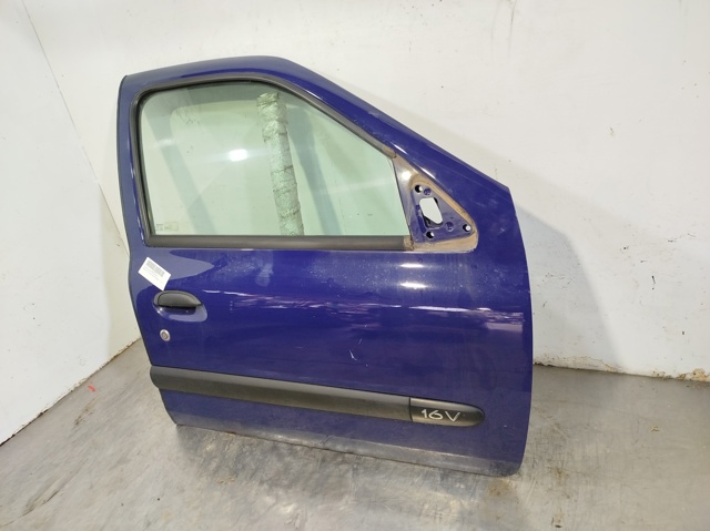 RENAULT 7751472476 Дверь передняя правая в наличии Тернополь