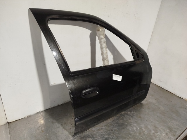 7751472476 RENAULT Дверь передняя правая купить в Ирпень