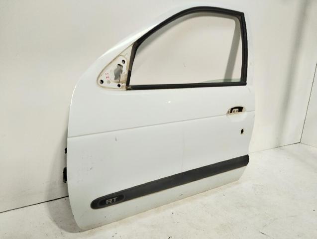 Porta dianteira esquerda Renault Megane 1 LA0, LA1