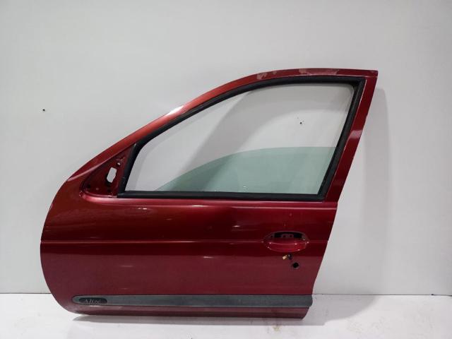Porta dianteira esquerda 7751473046 RENAULT