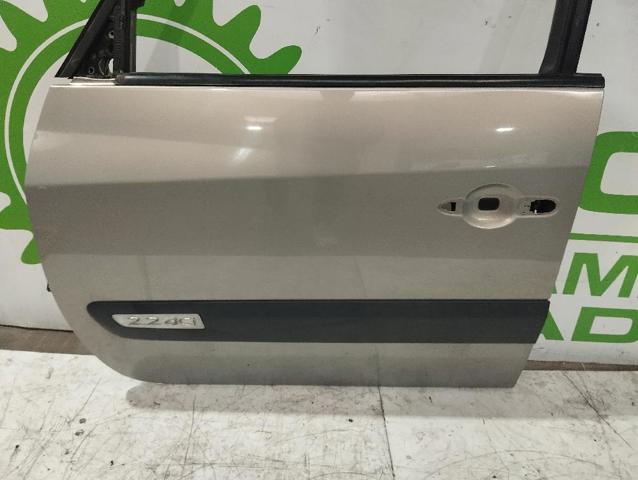 RENAULT 7751473077 Дверь передняя левая в наличии Запорожье