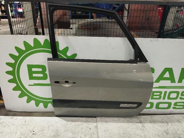 RENAULT 7751473078 Дверь передняя правая в наличии Винница