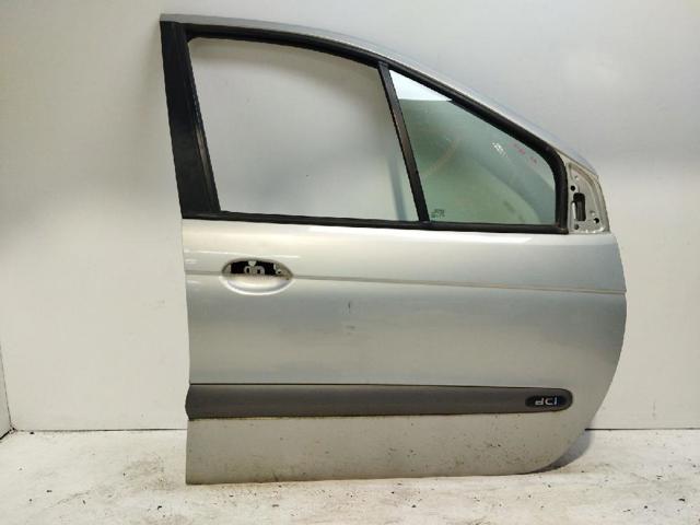 RENAULT 7751474571 Дверь передняя правая в наличии Винница