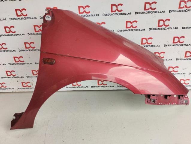 Pára-lama dianteiro direito 7751474882 RENAULT