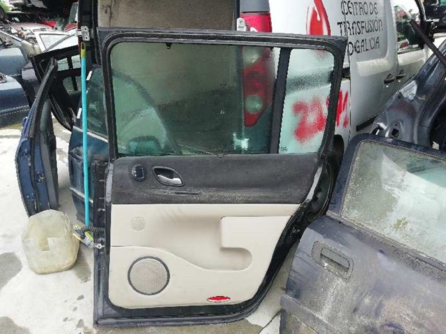 7751476287 RENAULT Дверь задняя правая купить в Полтава