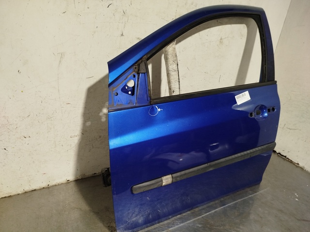 RENAULT 7751479112 Дверь передняя левая в наличии Тернополь