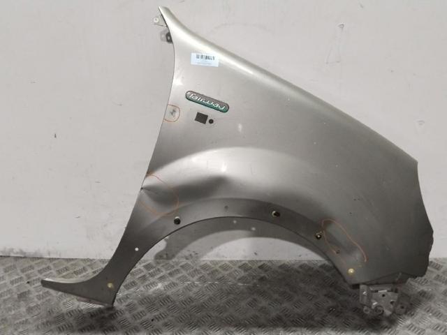 Pára-lama dianteiro direito 7751718632 RENAULT