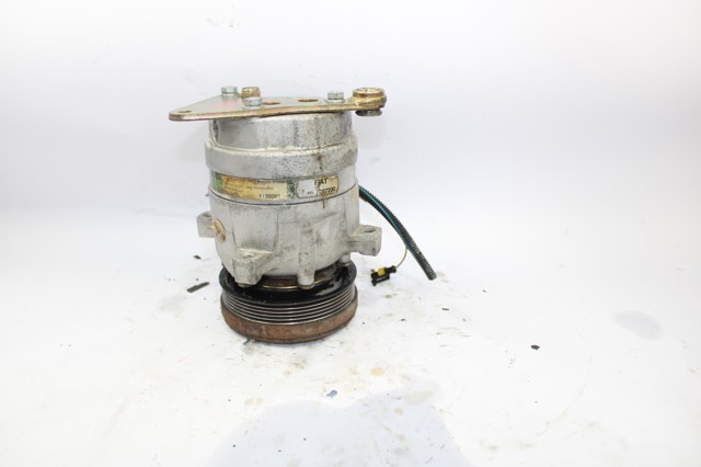 Compressor de ar condicionado para Lancia Delta II 1.8 I.E. (836AG, 836AL) 835A4000 7767200
