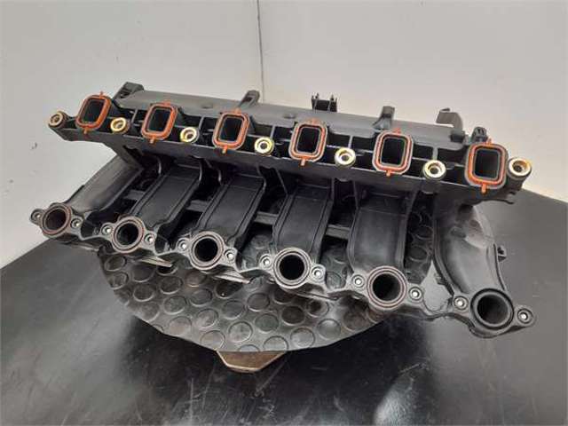 7792019 BMW Коллектор впускной купить в Чернигов