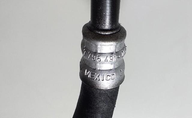 7795491 BMW Шланг масляного радиатора низкого давления купить в Тернополь