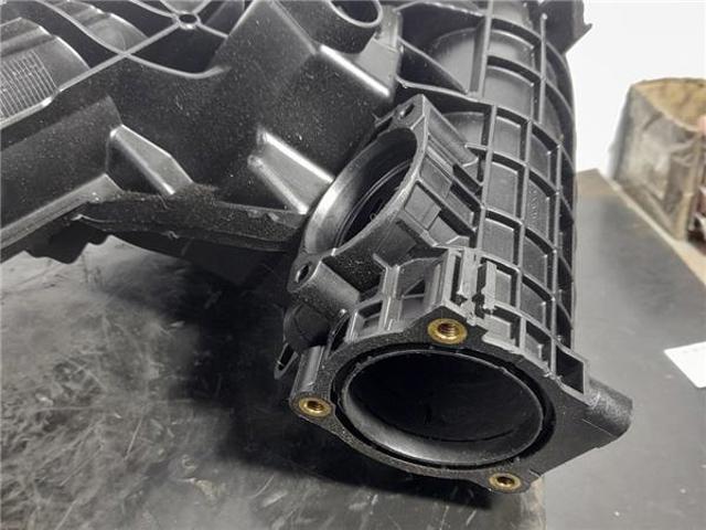 7800088 BMW Коллектор впускной купить в Николаев