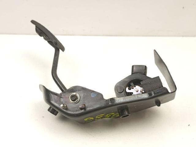 Pedal de gás (de acelerador) Toyota Avensis 2 T25