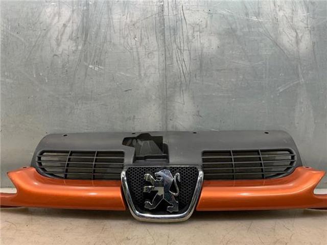 7804H4 PEUGEOT Накладка решетки радиатора нижняя купить в Сумы