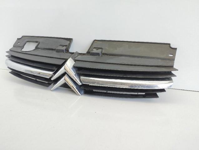 7804K2 PEUGEOT Решетка радиатора купить в Киев