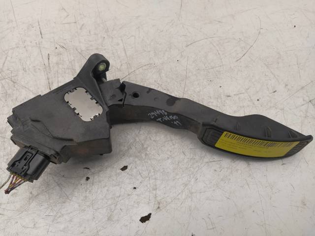 7811002021 TOYOTA Педаль газа (акселератора) купить в Полтава