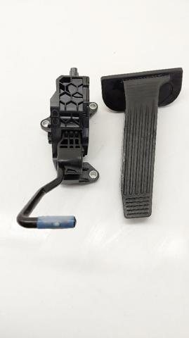 7811033140 TOYOTA Педаль газа (акселератора) купить в Ирпень