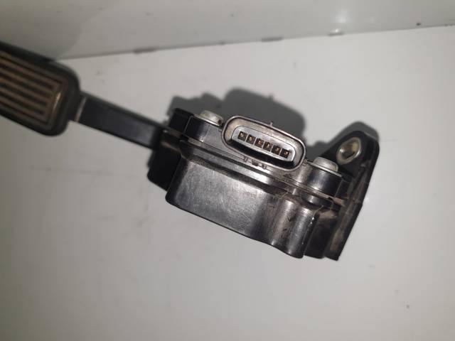 7811042040 TOYOTA Педаль газа купить в Сумы