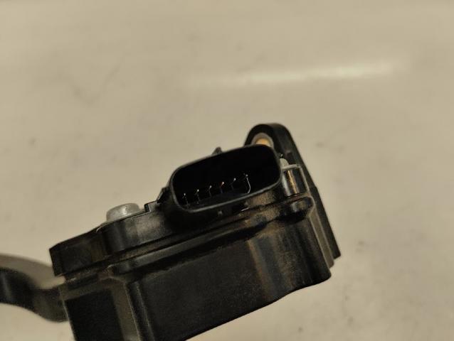 7811052020 TOYOTA Педаль газа купить в Кривой Рог