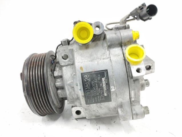 Compressor de ar condicionado para Mitsubishi Outlander II Outlander (CW0) 2.2 di-d cat / 0.09 - 0.12 4hn 7813A628