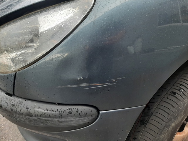 Pára-lama dianteiro esquerdo 7840J4 PEUGEOT