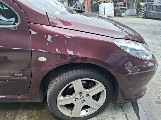 7841T2 PEUGEOT Крыло переднее правое купить в Львов