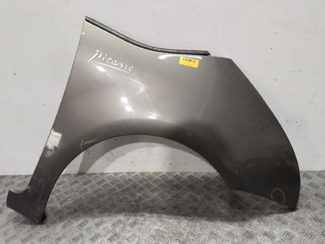 Pára-lama dianteiro direito 7841X2 PEUGEOT