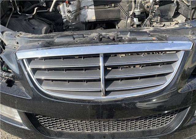 Pára-choque dianteiro SsangYong Kyron