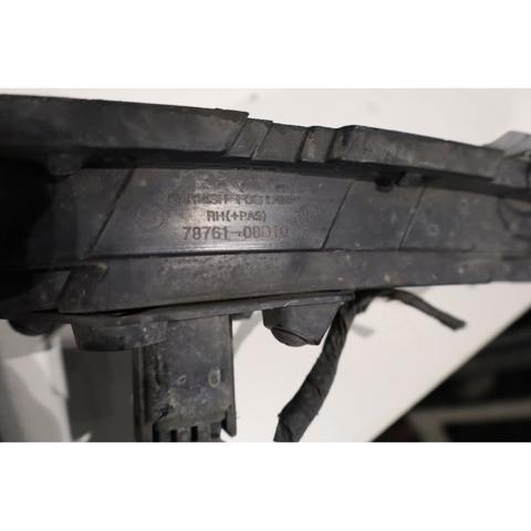 SSANG YONG 7876108D10 Заглушка (решетка) противотуманных фар бампера переднего правая в наличии Чернигов