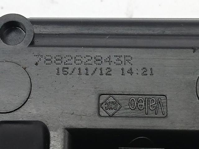 788262843R RENAULT Мотор-привод открытия лючка бака купить в Ирпень