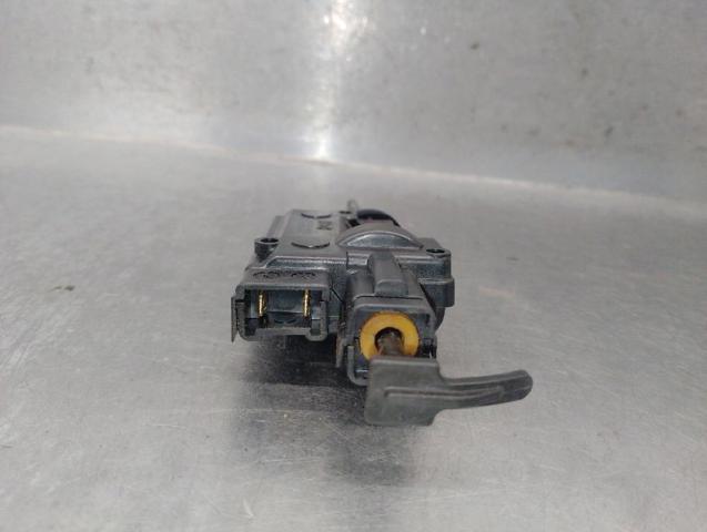 788264742R RENAULT Мотор-привод открытия лючка бака купить в Запорожье