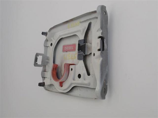 788304M730 NISSAN Лючок бензобака купить в Кривой Рог