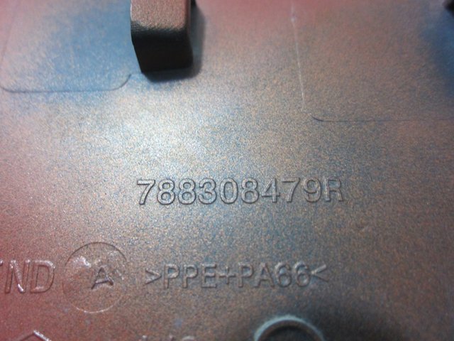 RENAULT 788308479R Лючок бензобака (топливного бака) в наличии Тернополь