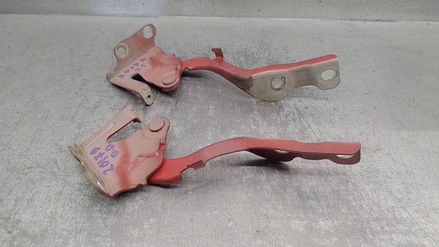 791100X000 HYUNDAI Петля капота левая купить в Черновцы