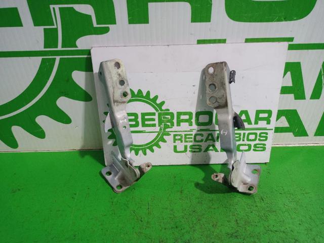 HYUNDAI 791102P000 Петля капота левая в наличии Одесса