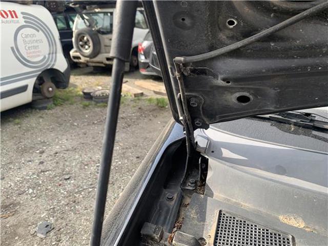 HYUNDAI 791202E000 Петля капота правая в наличии Киев