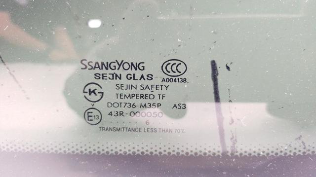 SSANG YONG 7926031000 Стекло кузова (багажного отсека) правое в наличии Полтава