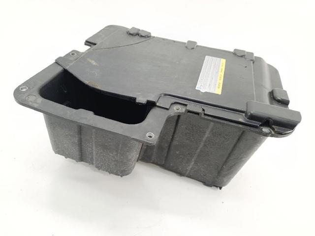 7C0801283 VAG Полка под аккумулятор купить в Украина