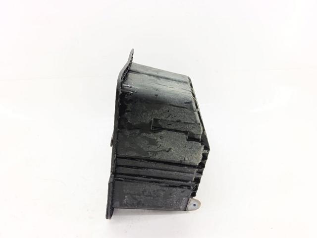 VAG 7C0801283 Полка под аккумулятор в наличии Каменское