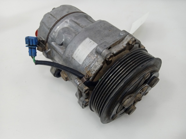 Compressor de aparelho de ar condicionado 7D0820805 VAG