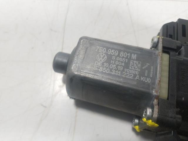 7E0959801NZ01 VAG Мотор стеклоподъемника двери передней левой купить в Николаев