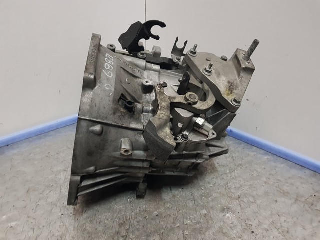 FORD 7G9R7002ZF КПП в наличии Харьков
