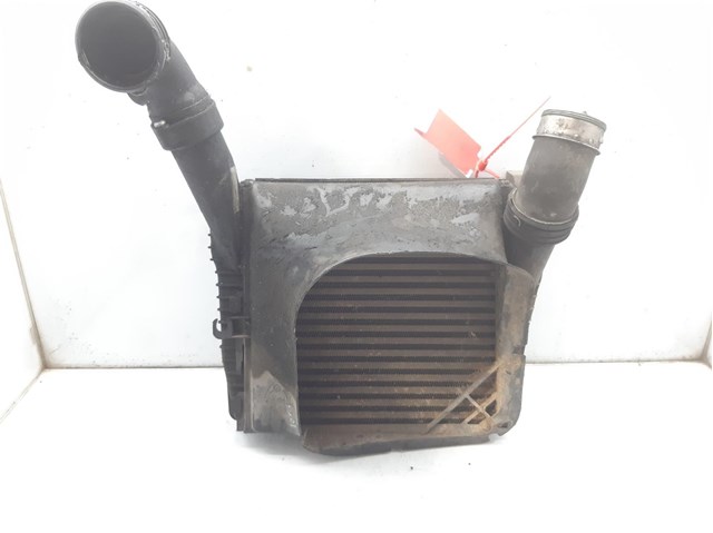 Conduto de ar (defletor) esquerdo do radiador de intercooler 7L0117339 VAG