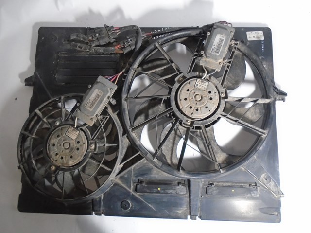 Difusor do radiador de esfriamento 7L0121207D VAG/Audi