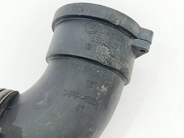 7L0128533 VAG Патрубок воздушный, выход воздушного фильтра купить в Харьков