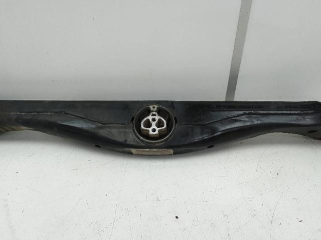 7L0399225C Балка крепления коробки передач купить Ужгород
