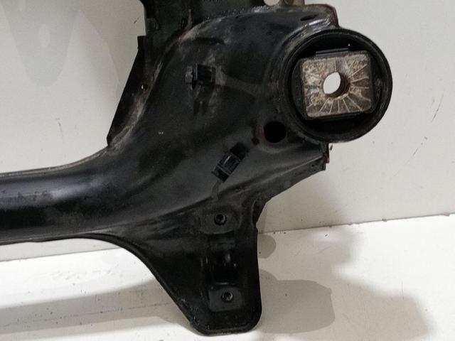 7L0499314C VAG Подрамник передний купить в Николаев