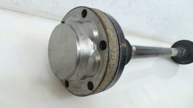 7L0501201 Задняя полуось купить Ровно