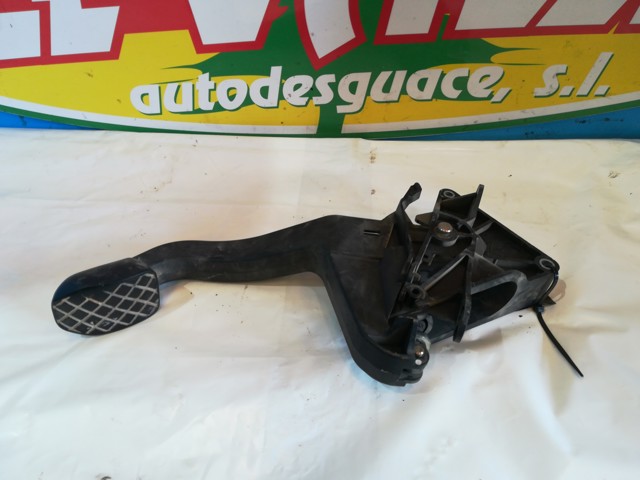 Pedal de embraiagem Audi Q7 4LB
